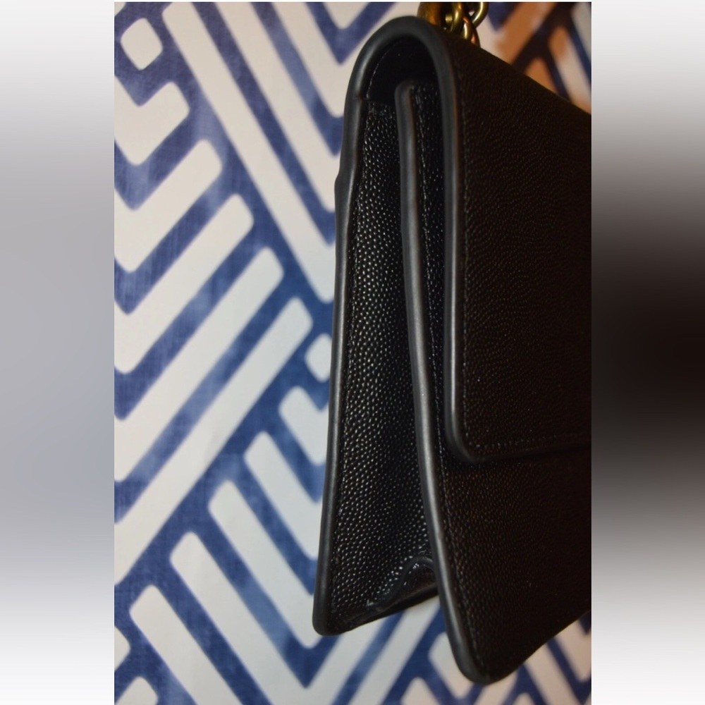 Kurt Geiger Small Black Leather Shoreditch Chain Convertible Crossbody Bag - Picture 3 of 7